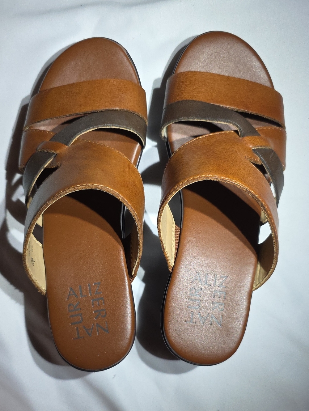 Naturalizer Two-Tone Brown Leather Slide Mules